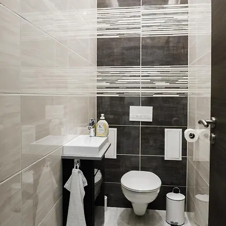 Rebany 4 Location * Debrecen